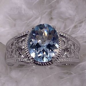 Blue Topaz & Diamond ring